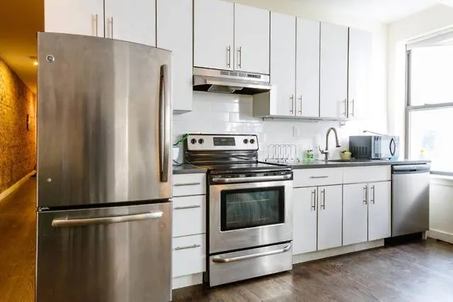 홈스테이 Beautiful Room In Newly Renovated Apt 뉴욕